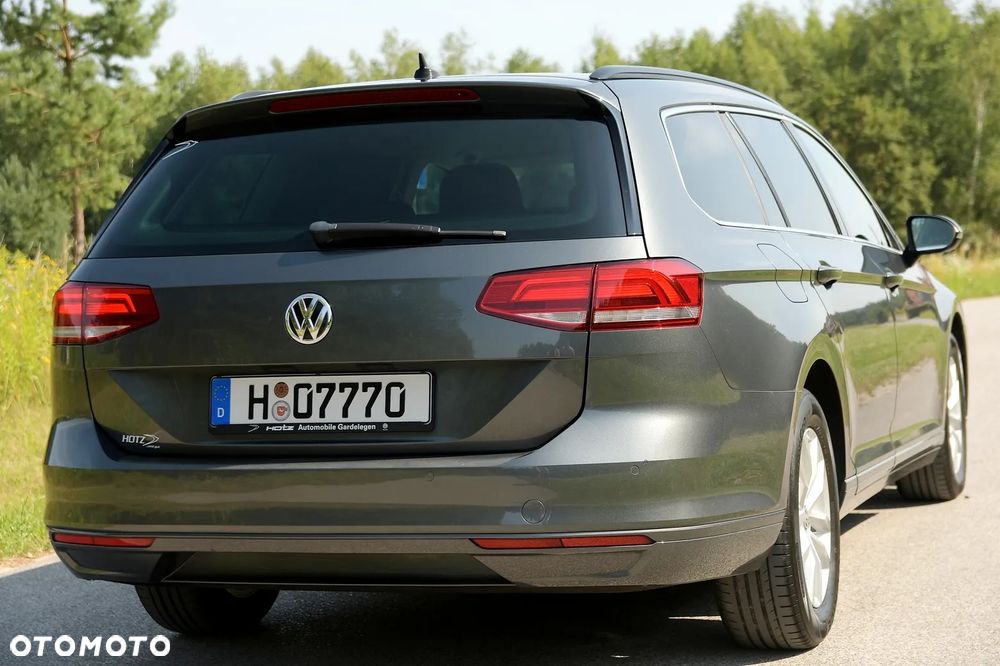 Volkswagen Passat - 5