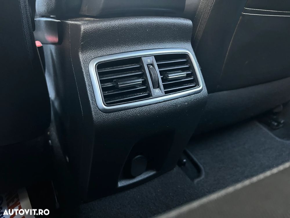 Renault Megane Estate 1.5 dCI EDC Intens - 18