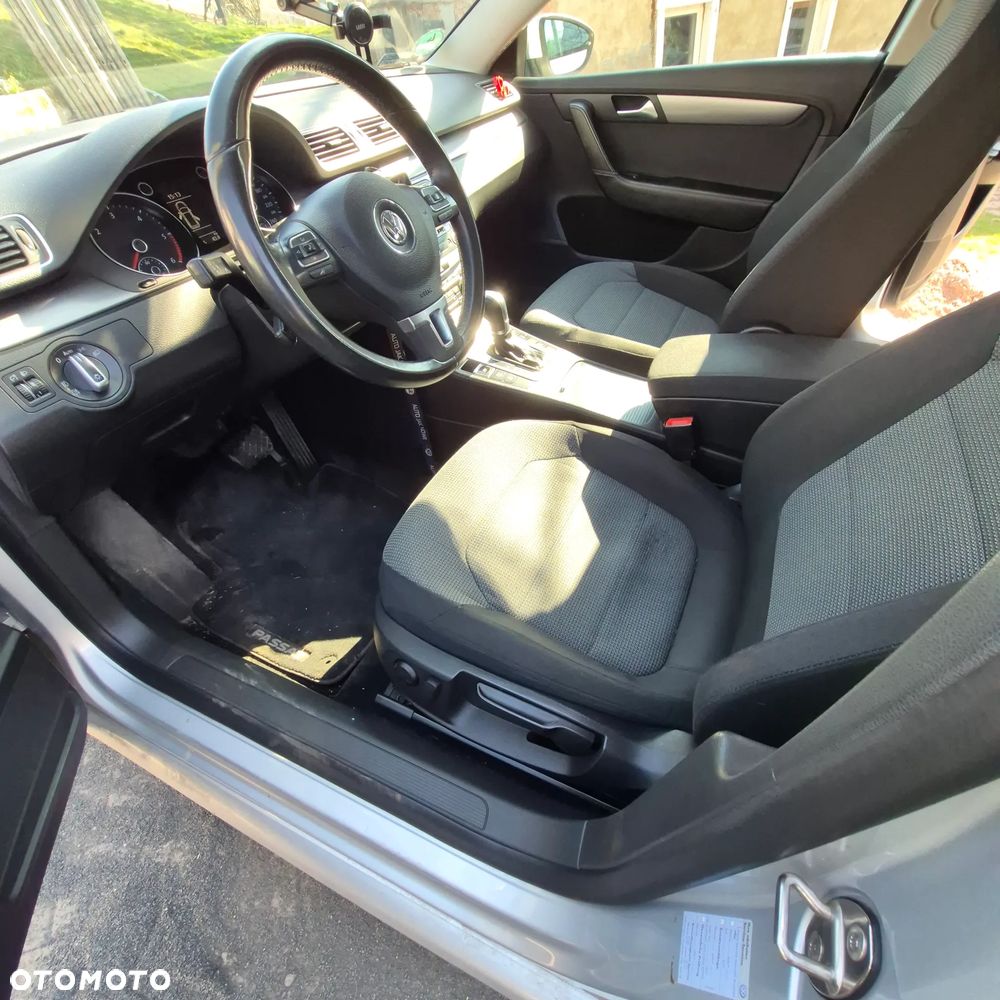 Volkswagen Passat 2.0 TDI Highline DSG - 10