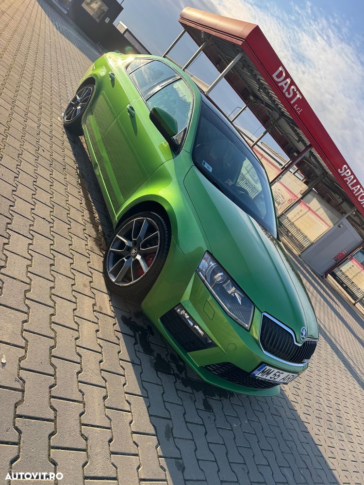 Skoda Octavia 2.0 TSI RS - 5