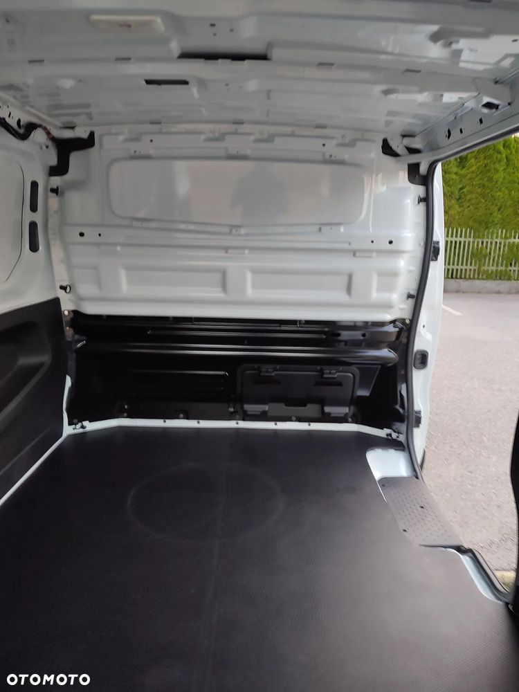 Renault TRAFIC - 23