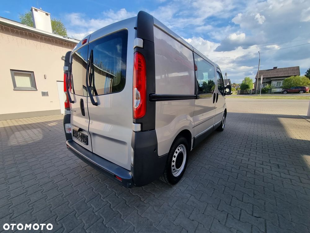 Renault Trafic - 9