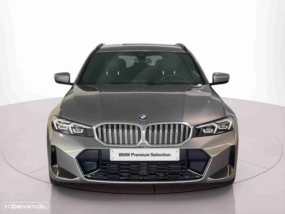 BMW 320 d Touring Pack Desportivo M Auto - 3