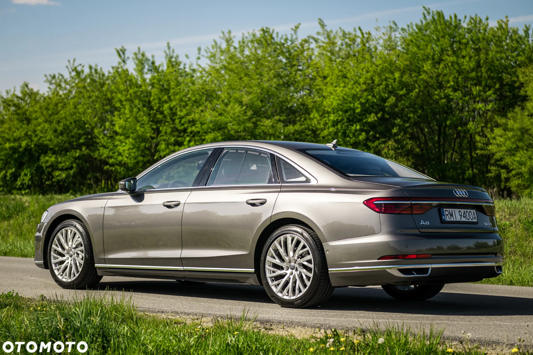 Audi A8 - 4