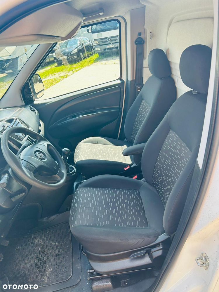 Opel combo - 11