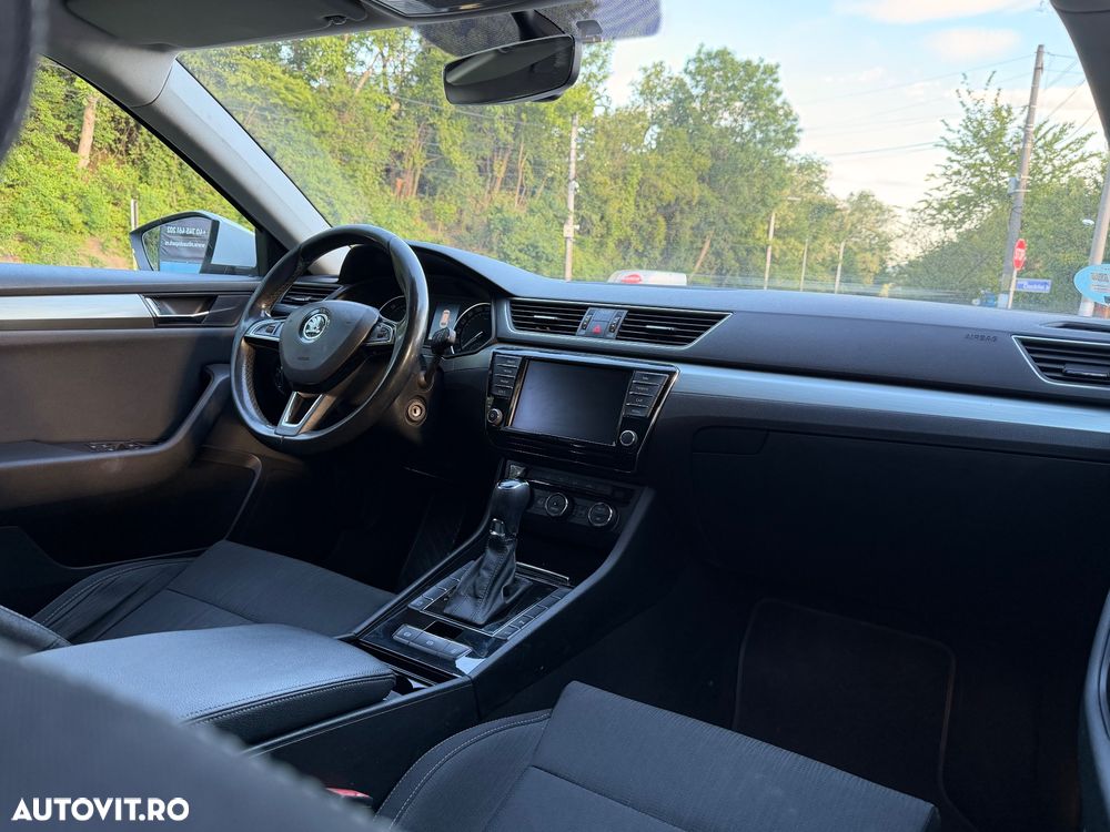 Skoda Superb 2.0 TDI DSG Premium Edition - 5
