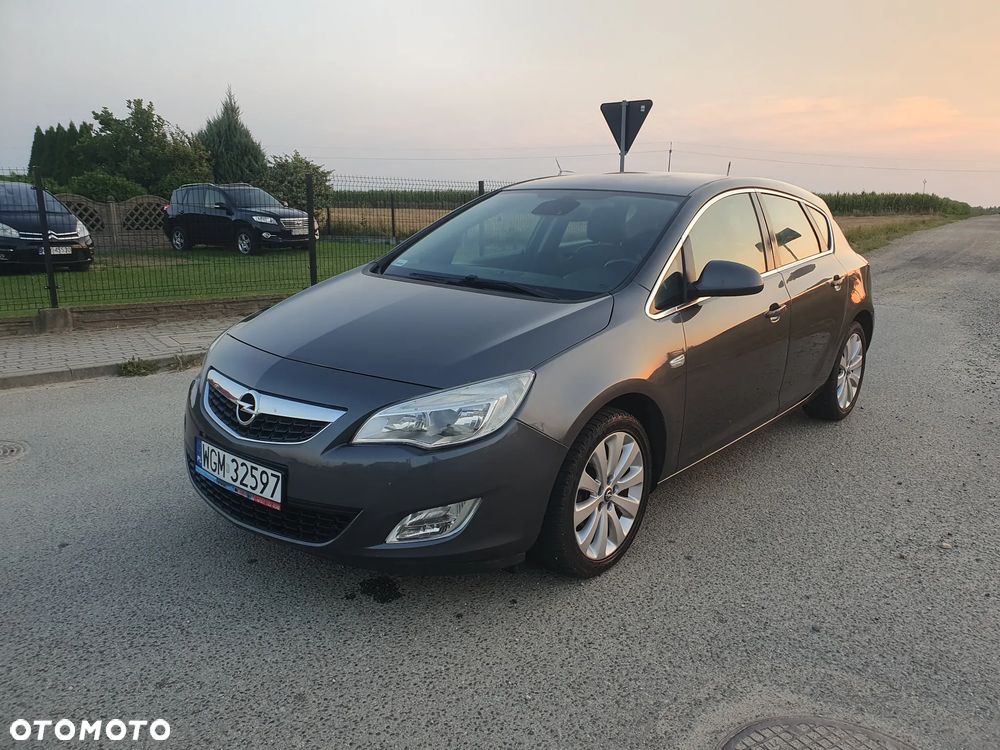 Opel Astra 1.4 T Enjoy - 1