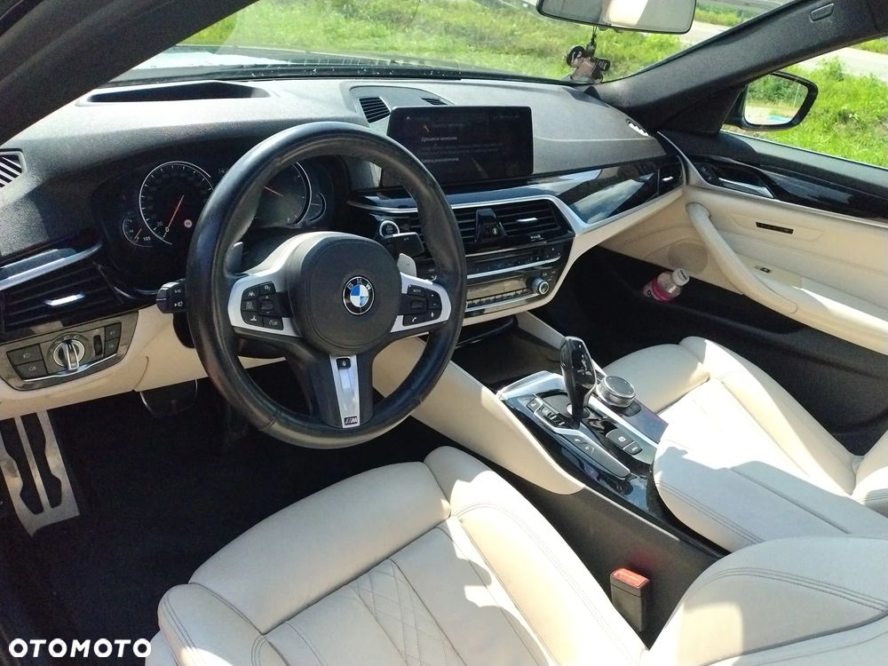 BMW Seria 5 - 36