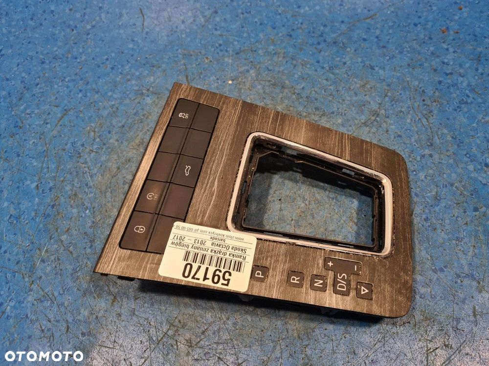 SKODA OCTAVIA III KOMBI SCOUT RAMKA DRĄŻKA ZMIANY BIEGÓW - 2