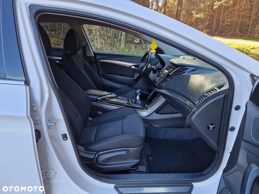 Hyundai i40 - 12