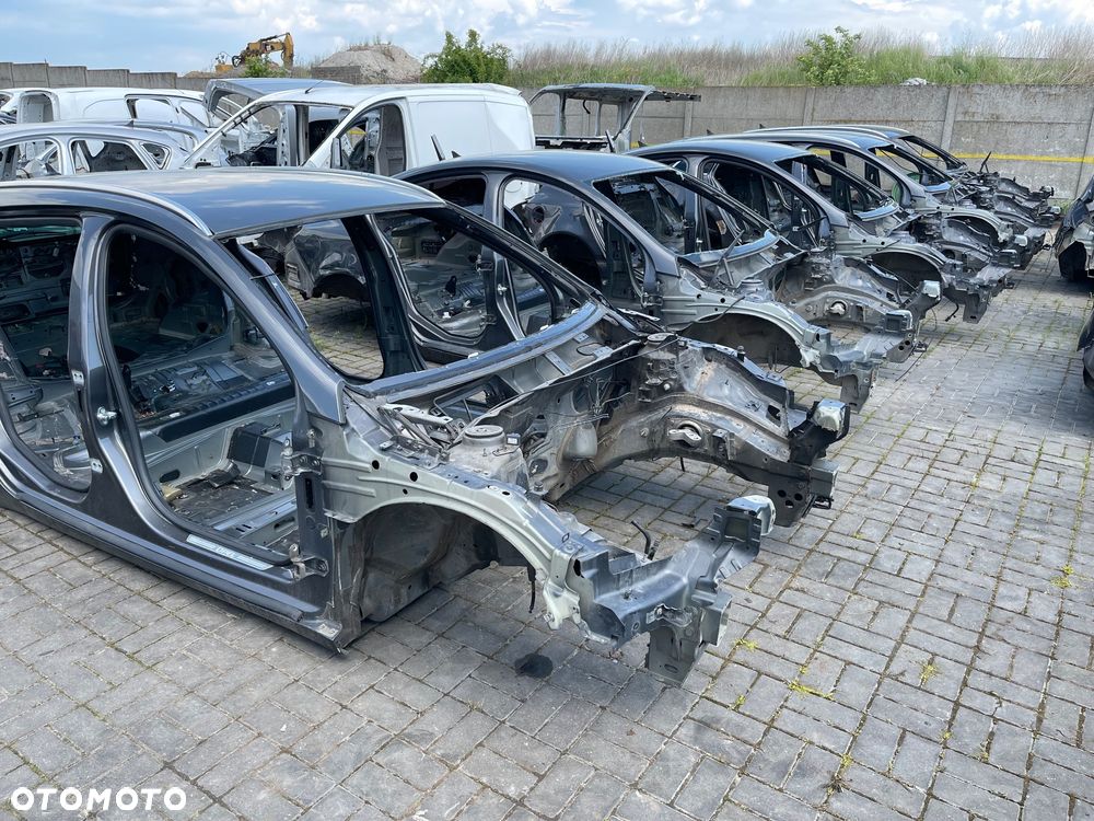 OPEL INSIGNIA A PROG SŁUPEK BŁOTNIK DACH ĆWIARTKA