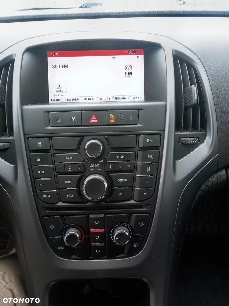 Opel Astra 1.6 Essentia - 9