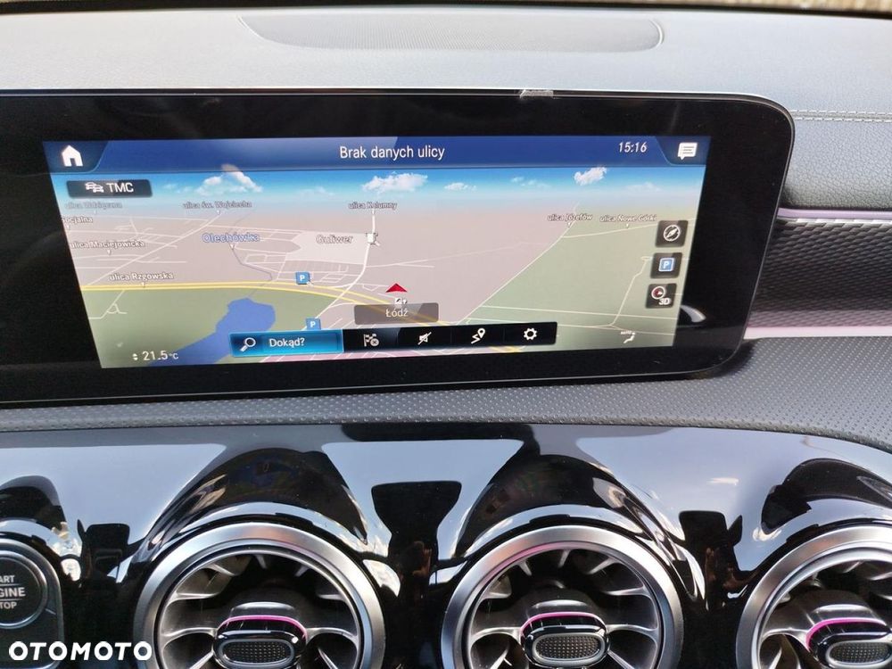 Mercedes-Benz CLA - 21