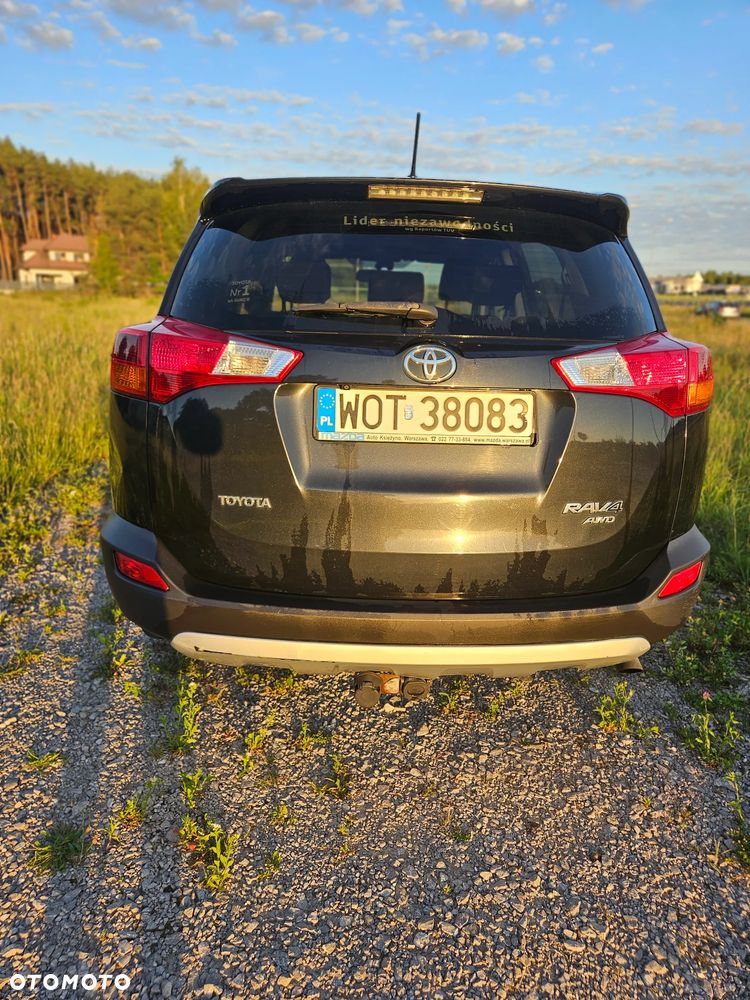 Toyota RAV4 2.2 D-4D Premium - 13