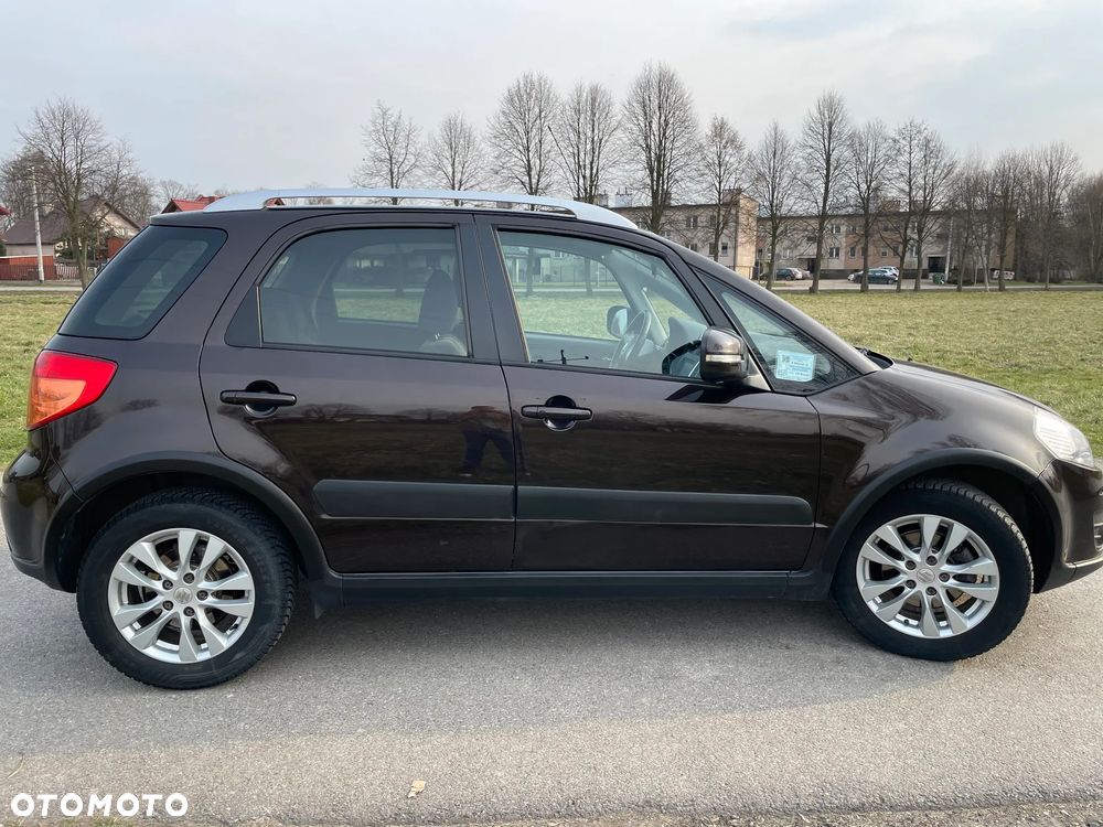 Suzuki SX4 1.6 Premium 2012 - 6