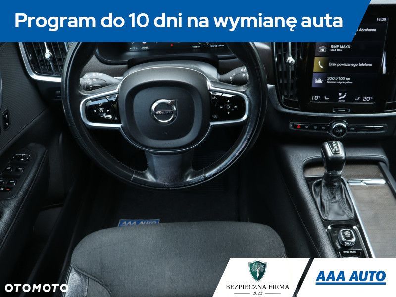 Volvo V90 Cross Country - 9