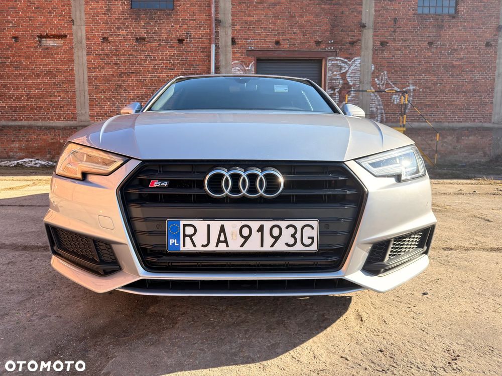 Audi S4 Limousine - 33
