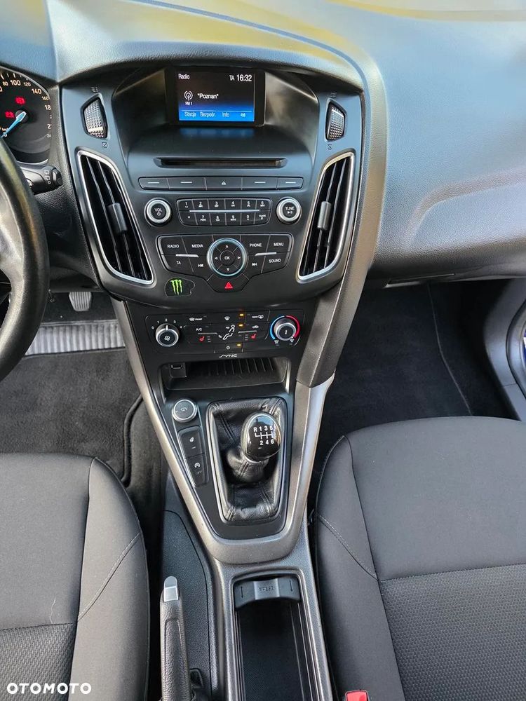 Ford Focus 1.0 EcoBoost Active Business - 21