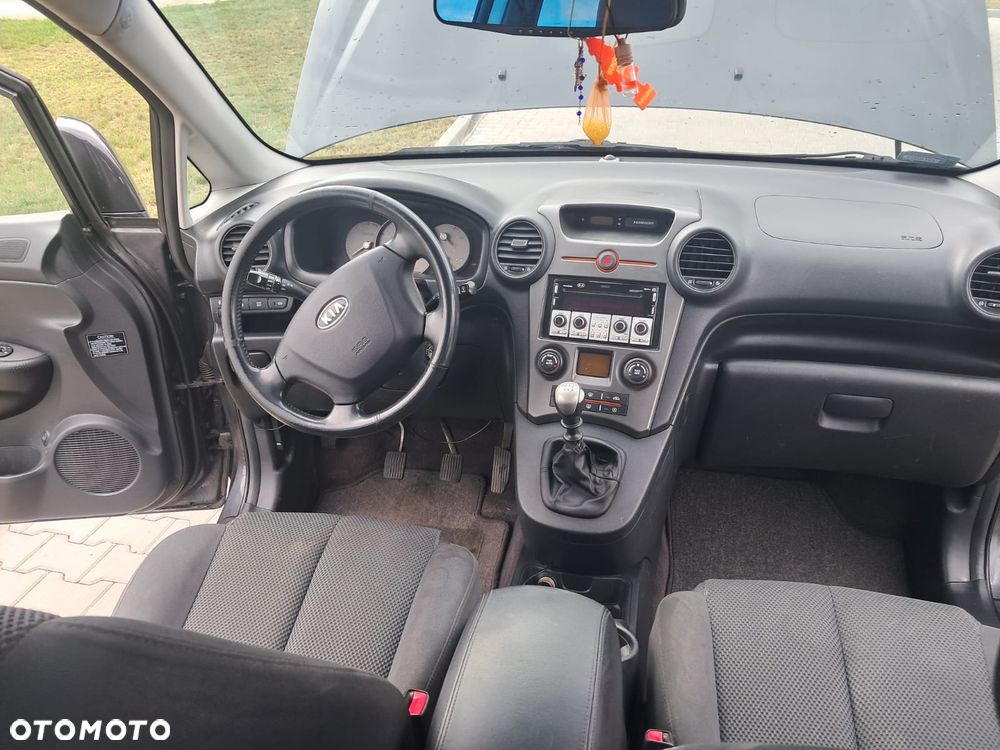 Kia Carens 2.0 CRDi Tour - 9