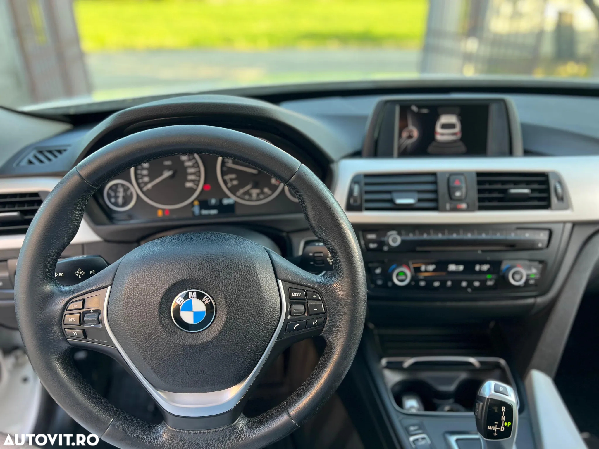 BMW Seria 3 320d GT Aut. - 12