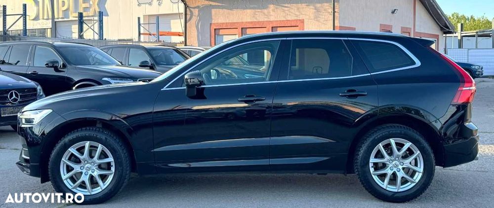 Volvo XC 60 D4 Momentum Pro - 4