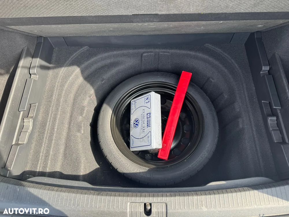 Volkswagen Golf 1.6 TDI Comfortline - 18