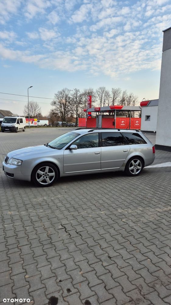 Audi A6 Avant 2.4 Multitronic - 1