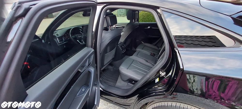 Audi Q5 Sportback - 14