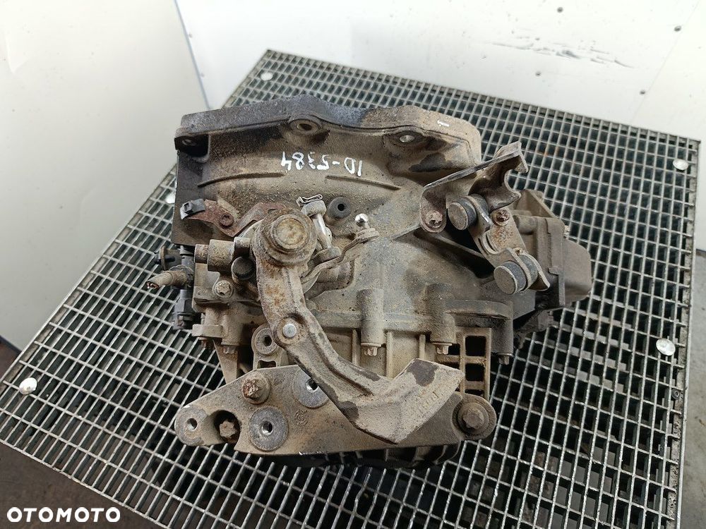 SKRZYNIA BIEGÓW MANUALNA 6 OPEL ZAFIRA B M32 1.7 CDTI - 5