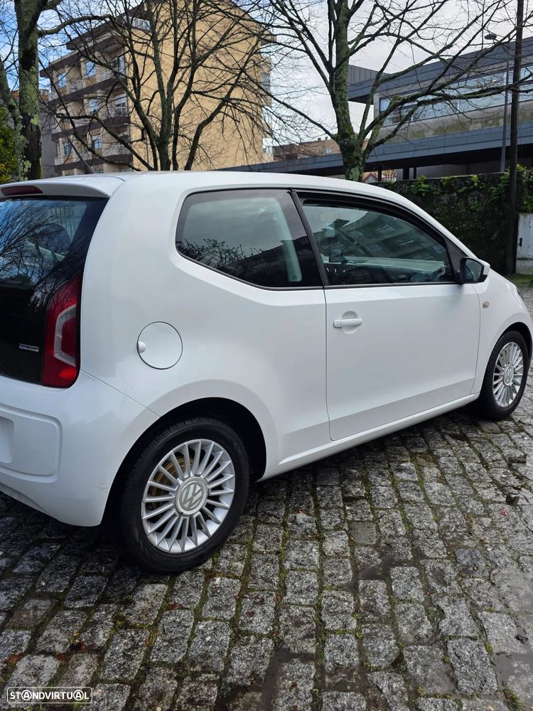 VW Up! - 6