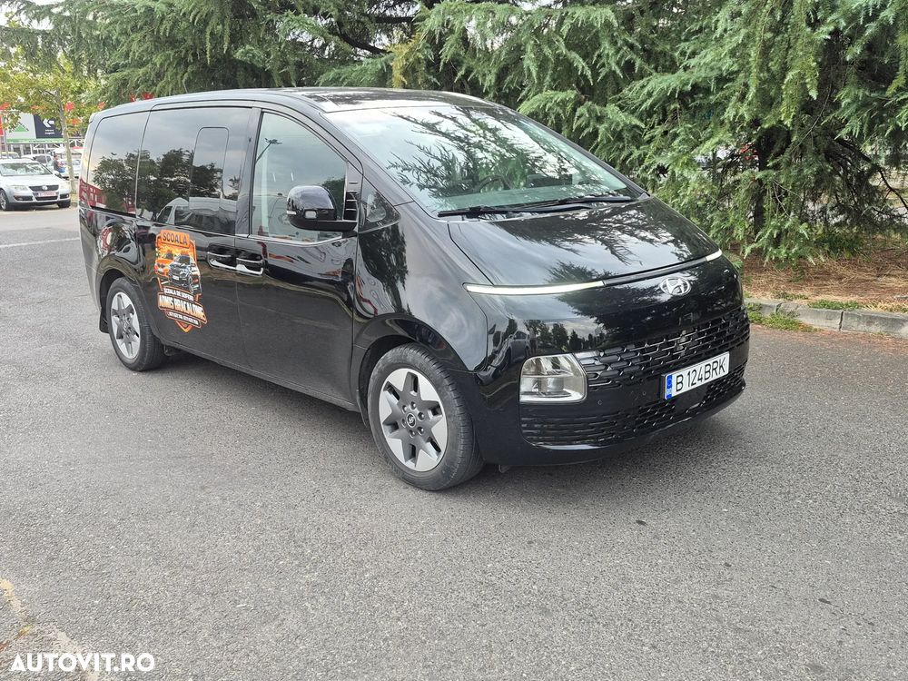HYUNDAI Staria 2023 — imagine 8
