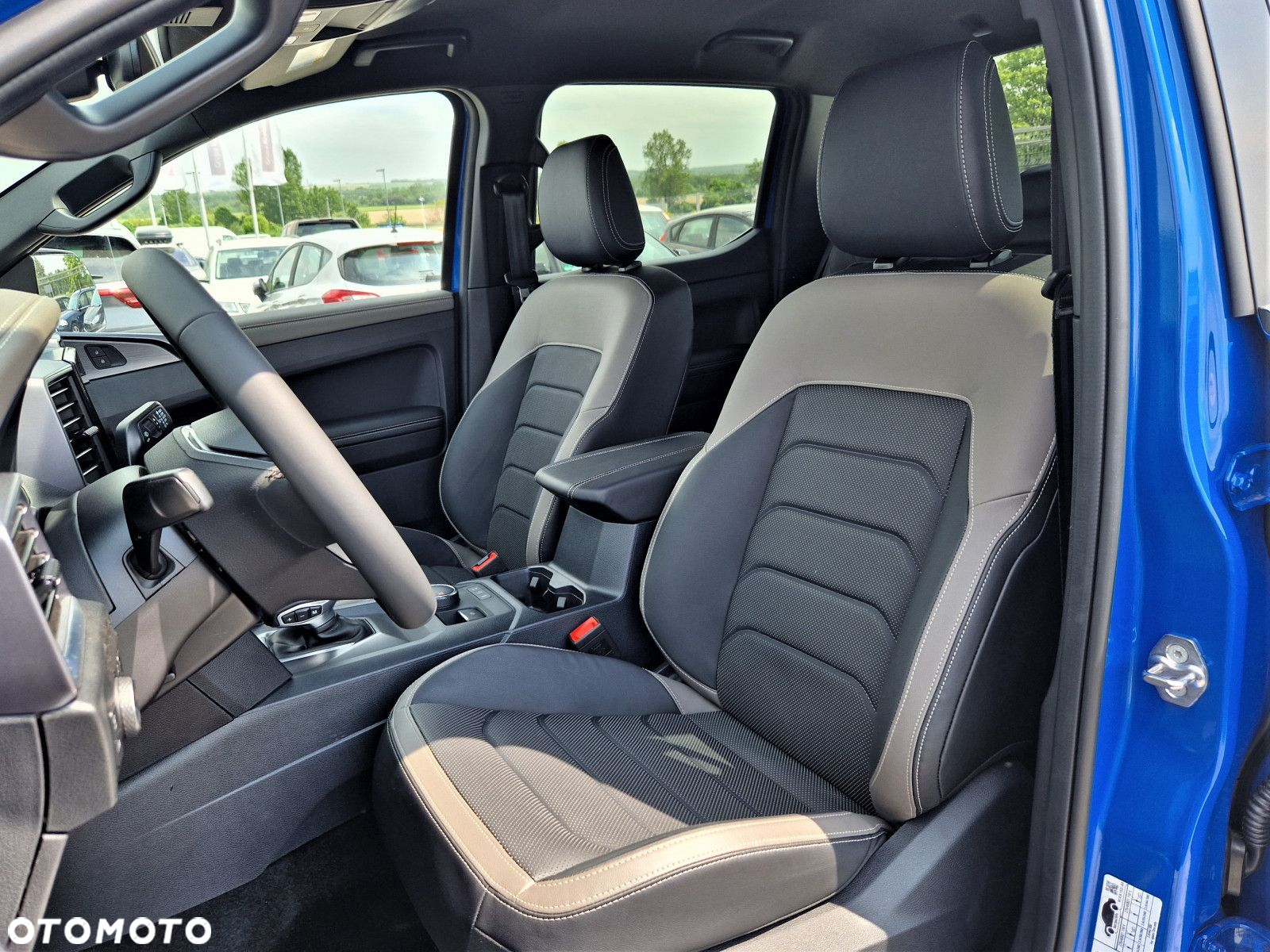 Volkswagen Amarok - 27