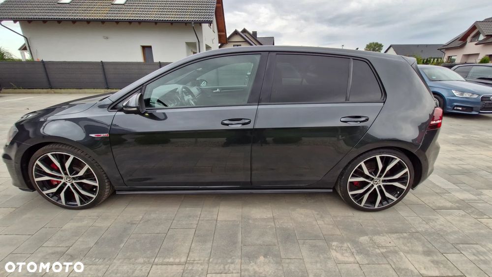 Volkswagen Golf GTI Performance BlueMotion Technology - 5