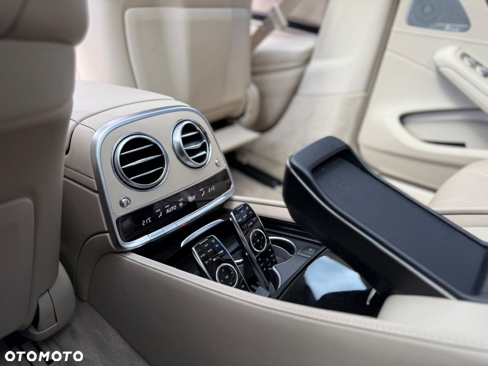 Mercedes-Benz Klasa S 400 d 4-Matic L 9G-TRONIC - 19