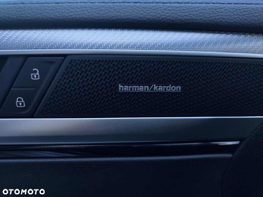 Volkswagen Arteon 2.0 TDI 4Motion R-Line DSG - 11