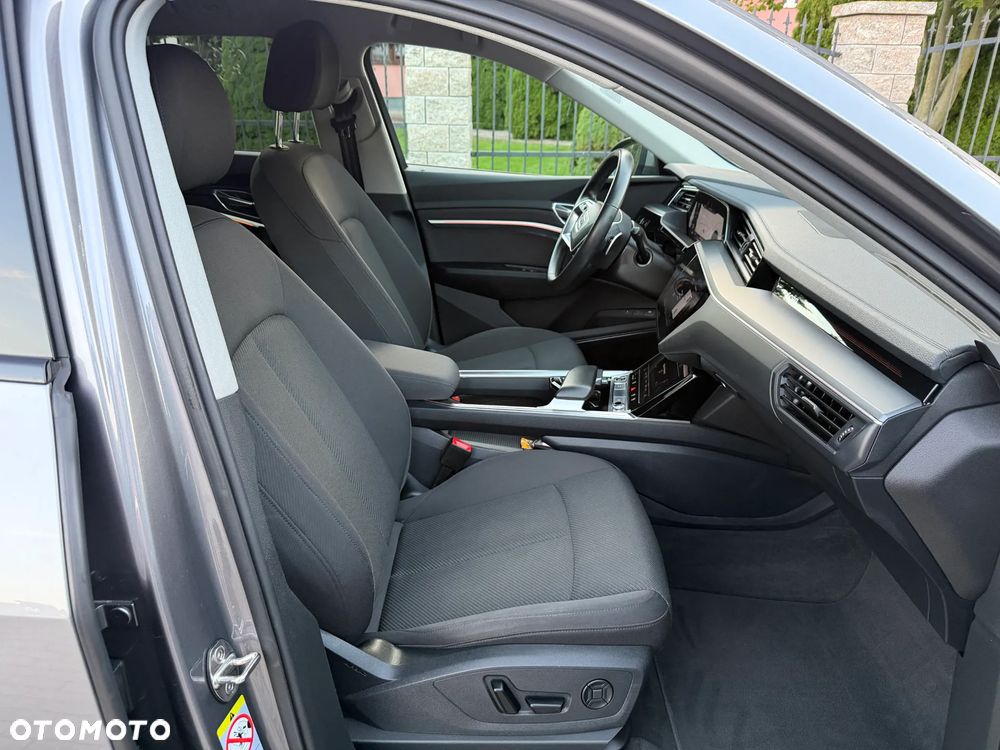 Audi e-tron 55 Quattro Advanced - 5