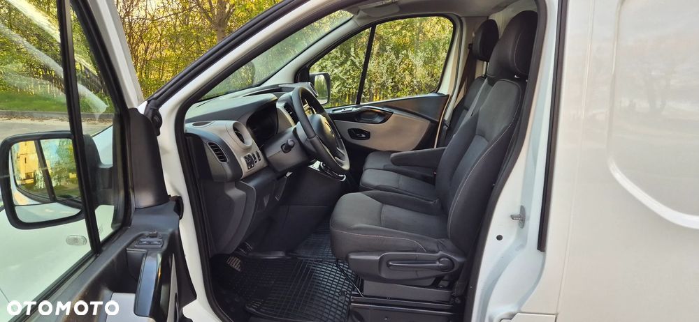 Renault Trafic - 29