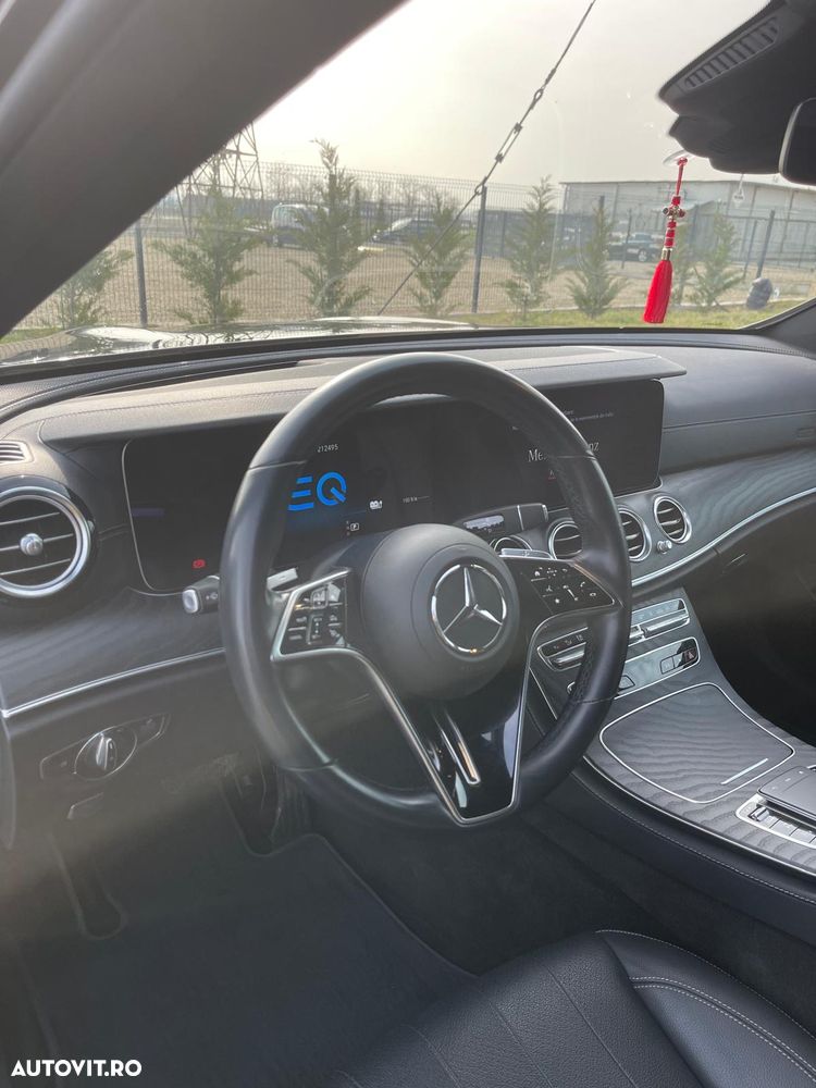 Mercedes-Benz E 300 4MATIC Aut. - 7
