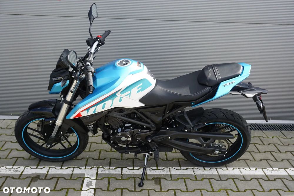 VOGE R125 - 12