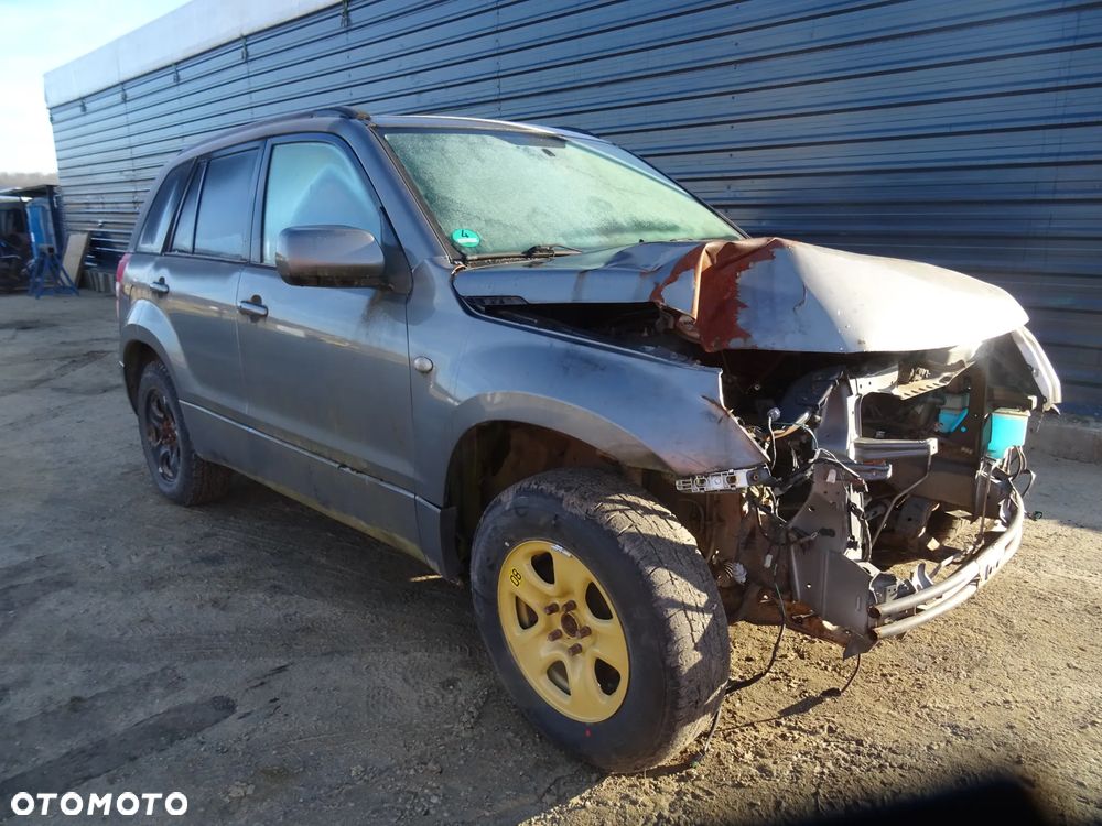 Suzuki Grand Vitara II (ZDL) drzwi zderzak klapa błotnik lampa części - 2