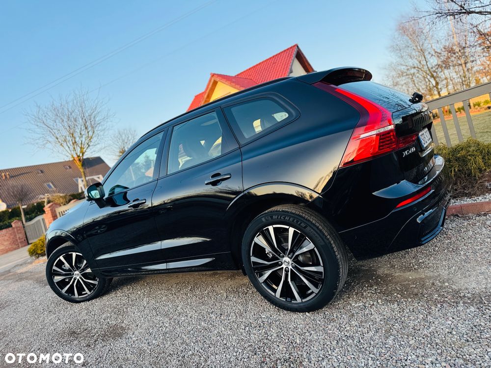 Volvo XC 60 B4 D AWD Geartronic RDesign - 39