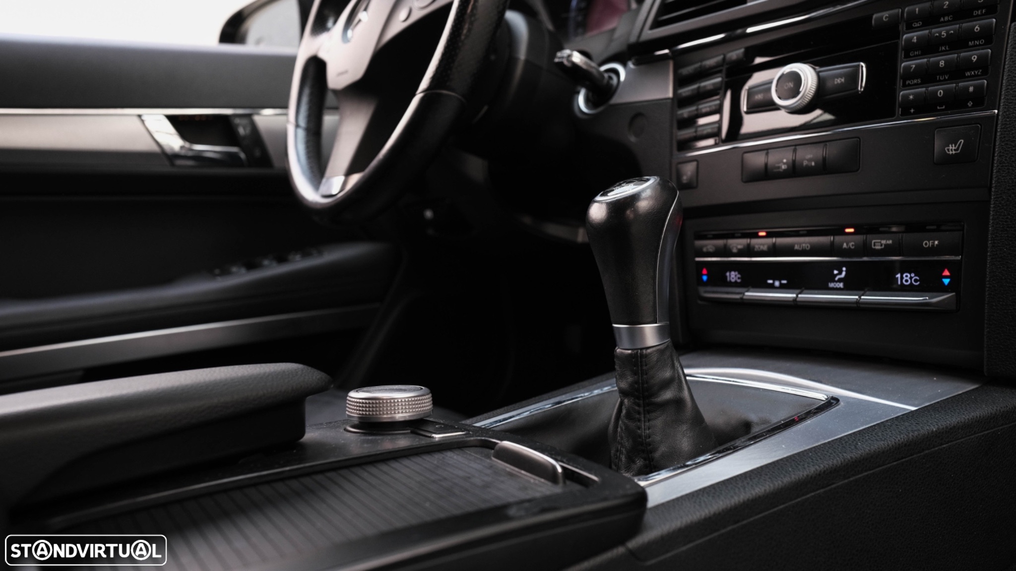 Mercedes-Benz E 250 CDi Avantgarde BlueEfficiency - 29