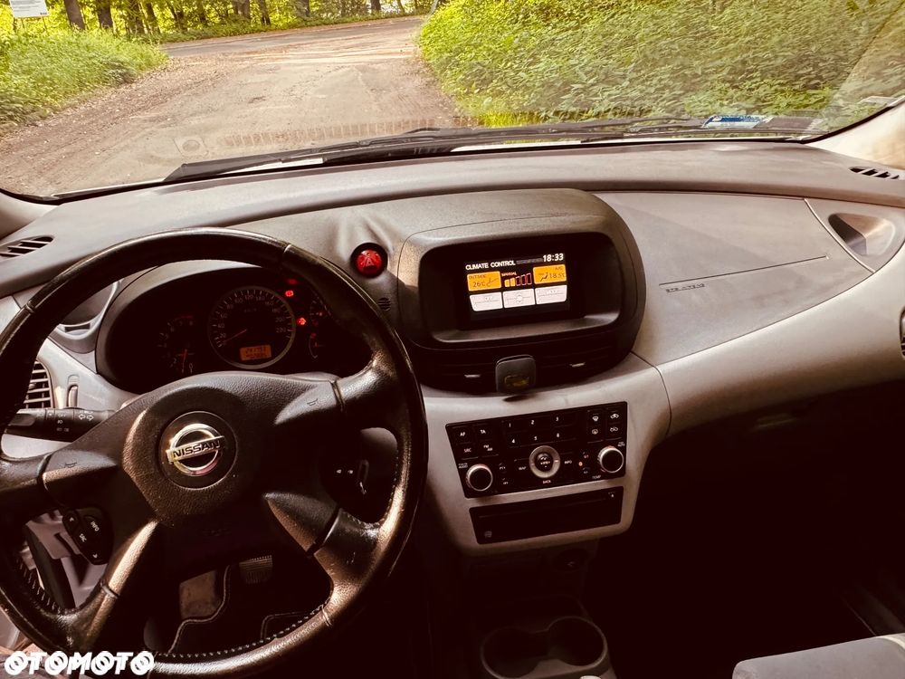 Nissan Almera Tino 1.8 Visia - 2