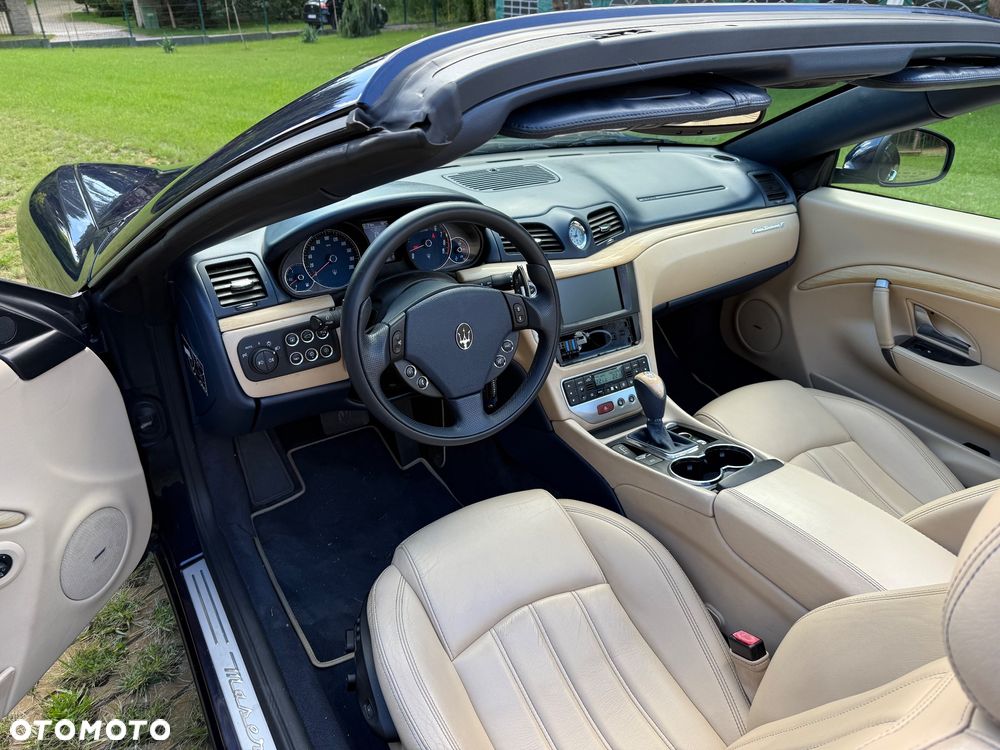 Maserati GranTurismo - 15