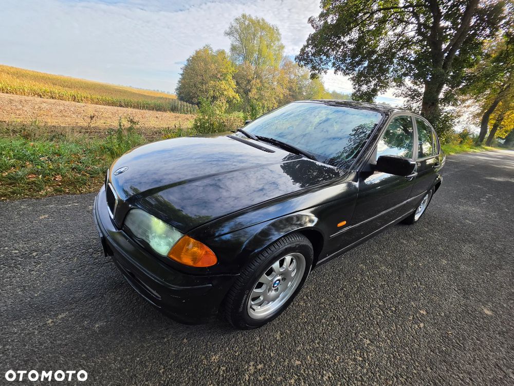 BMW Seria 3 316i - 12