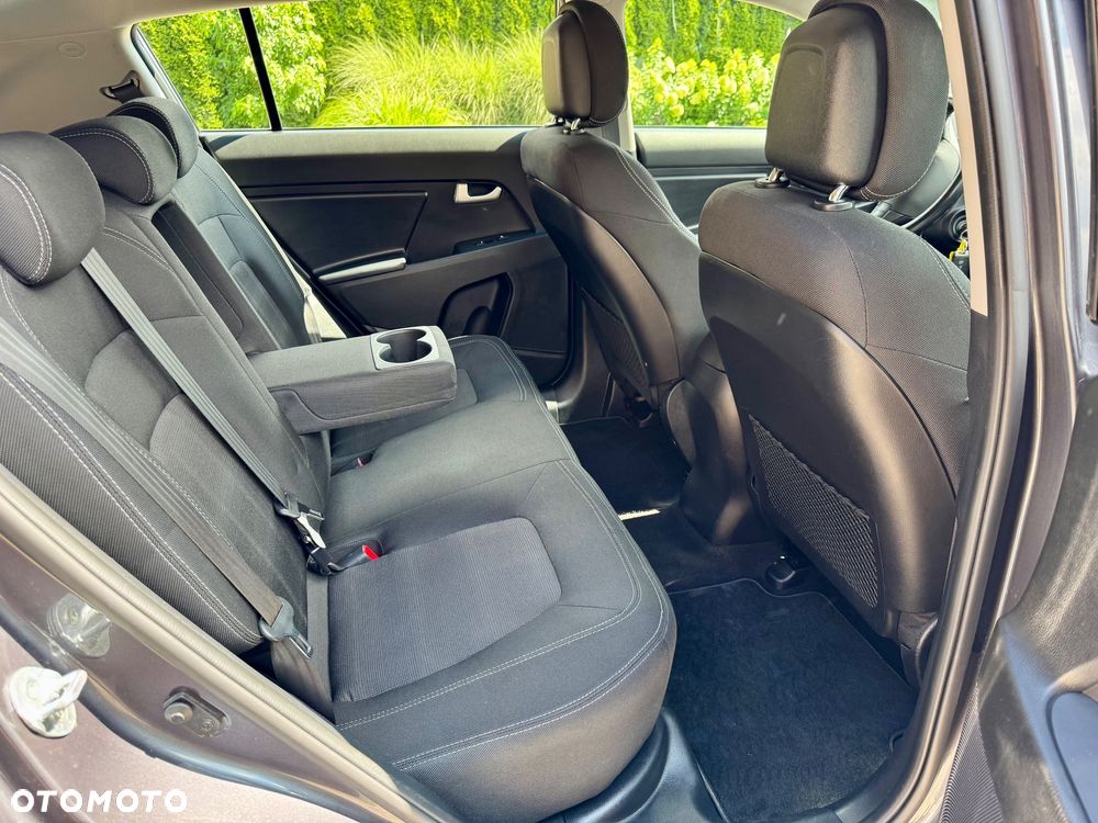 Kia Sportage 1.6 GDI Business Line 2WD - 26