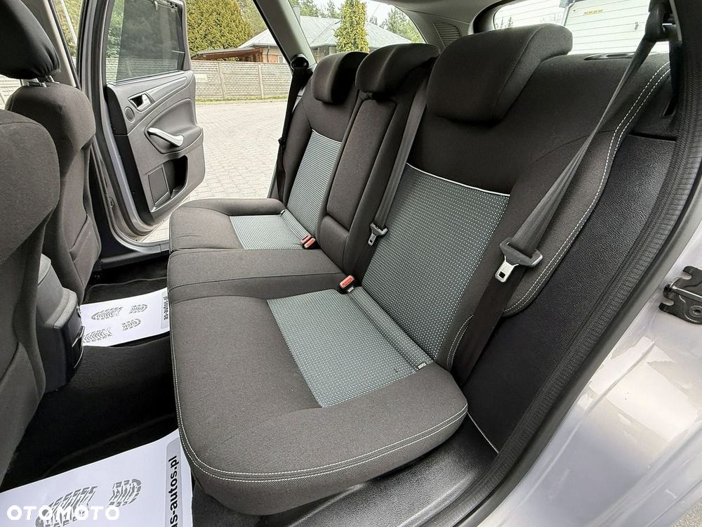 Ford Mondeo 2.0 TDCi Titanium - 22