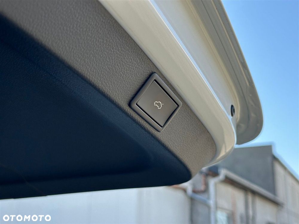 Skoda Octavia 1.5 TSI Selection - 32