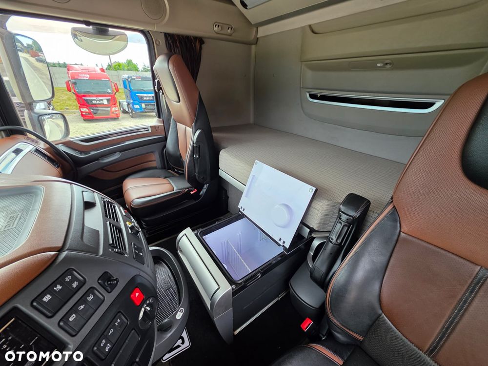 DAF XF / 106 / 530 / ACC / E 6 / SUPER SPACE CAB / RETARDER - 19