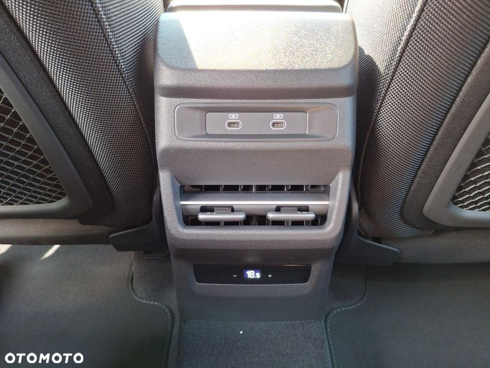 Audi Q3 Sportback - 16